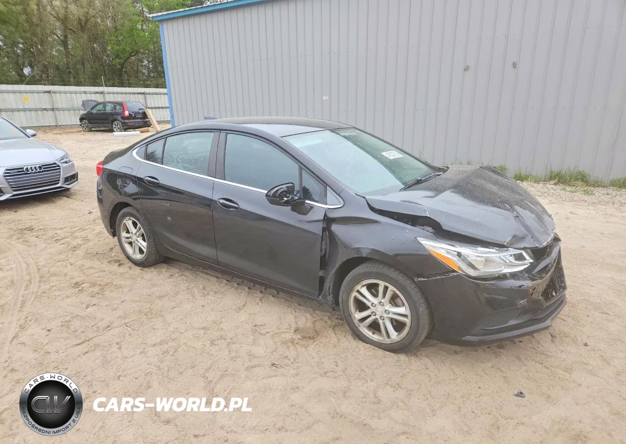 2017 Chevrolet Cruze Lt VIN:1G1BE5SM9H7213371 - 4