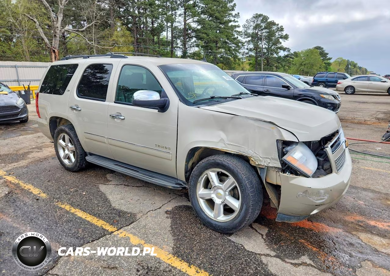 2014 Chevrolet Tahoe C1500 Ltz VIN:1GNSCCE04ER109727 - 4