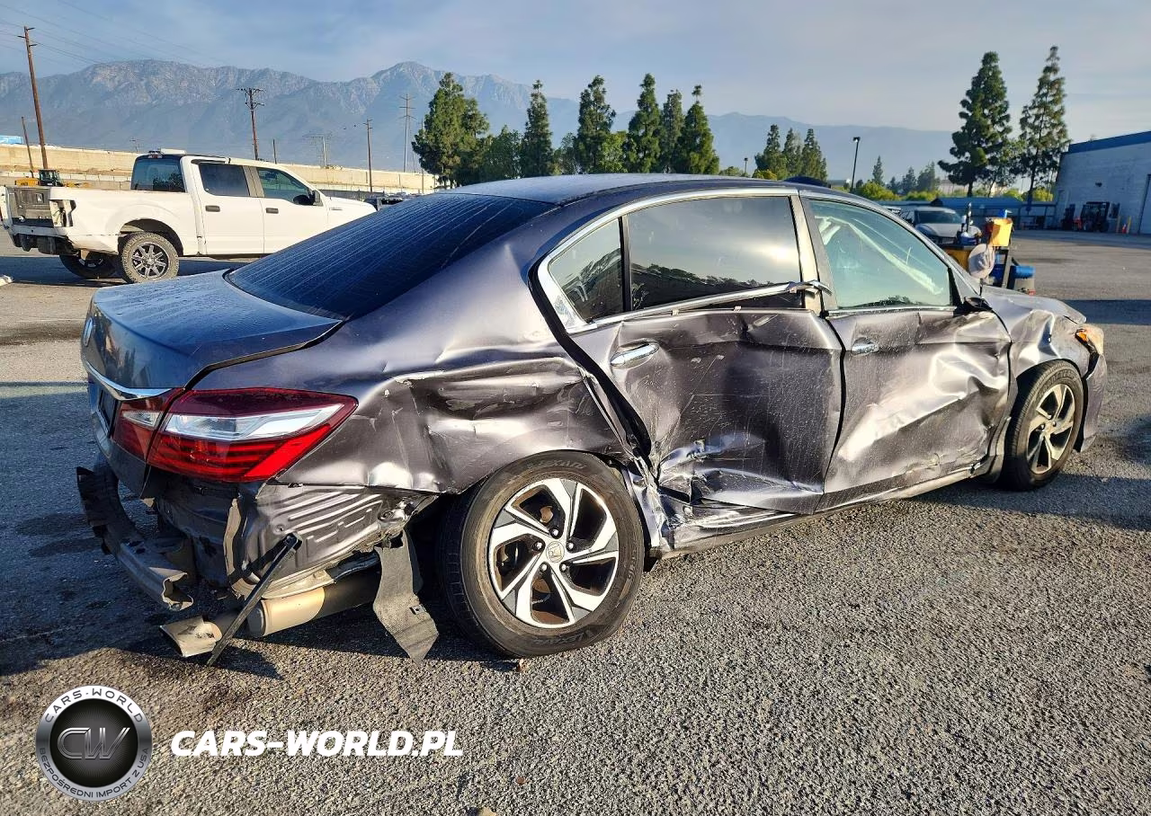2017 Honda Accord Lx VIN:1HGCR2F31HA220500 - 3