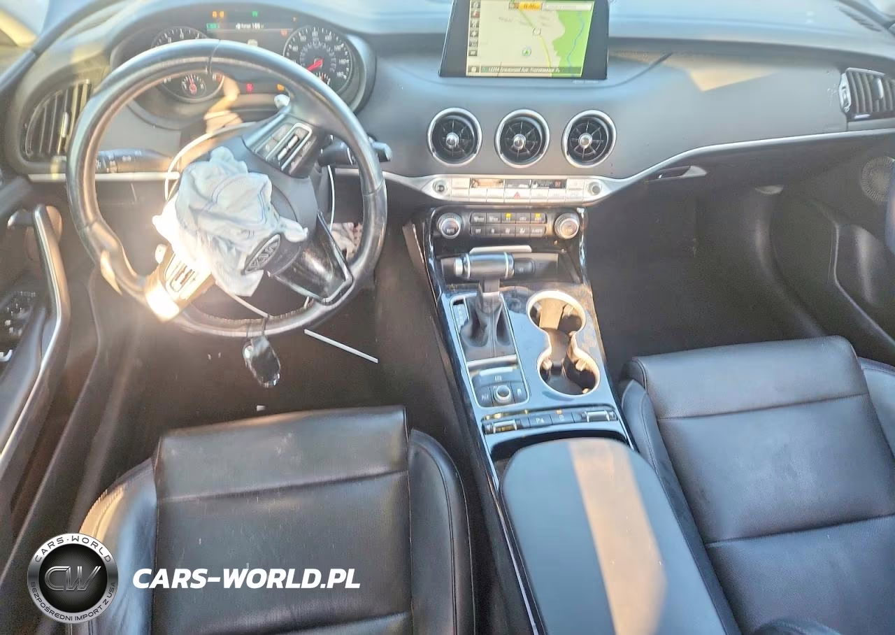 2018 Kia Stinger Premium VIN:KNAE25LA8J6015312 - 8