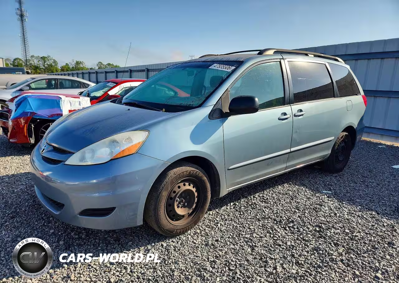 2008 Toyota Sienna Le 7-Passenger