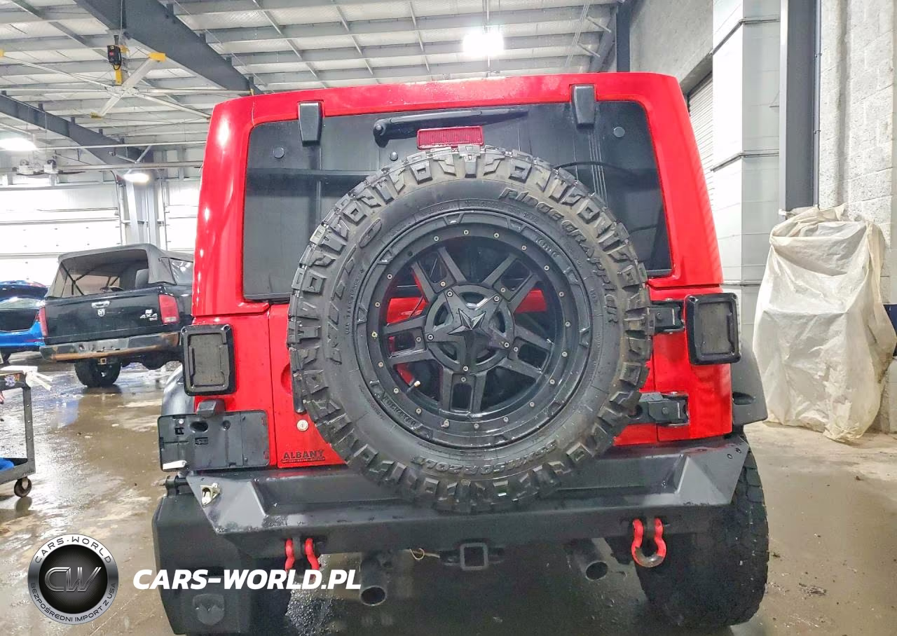 2017 Jeep Wrangler Unlimited Rubicon VIN:1C4BJWFG5HL578814 - 6