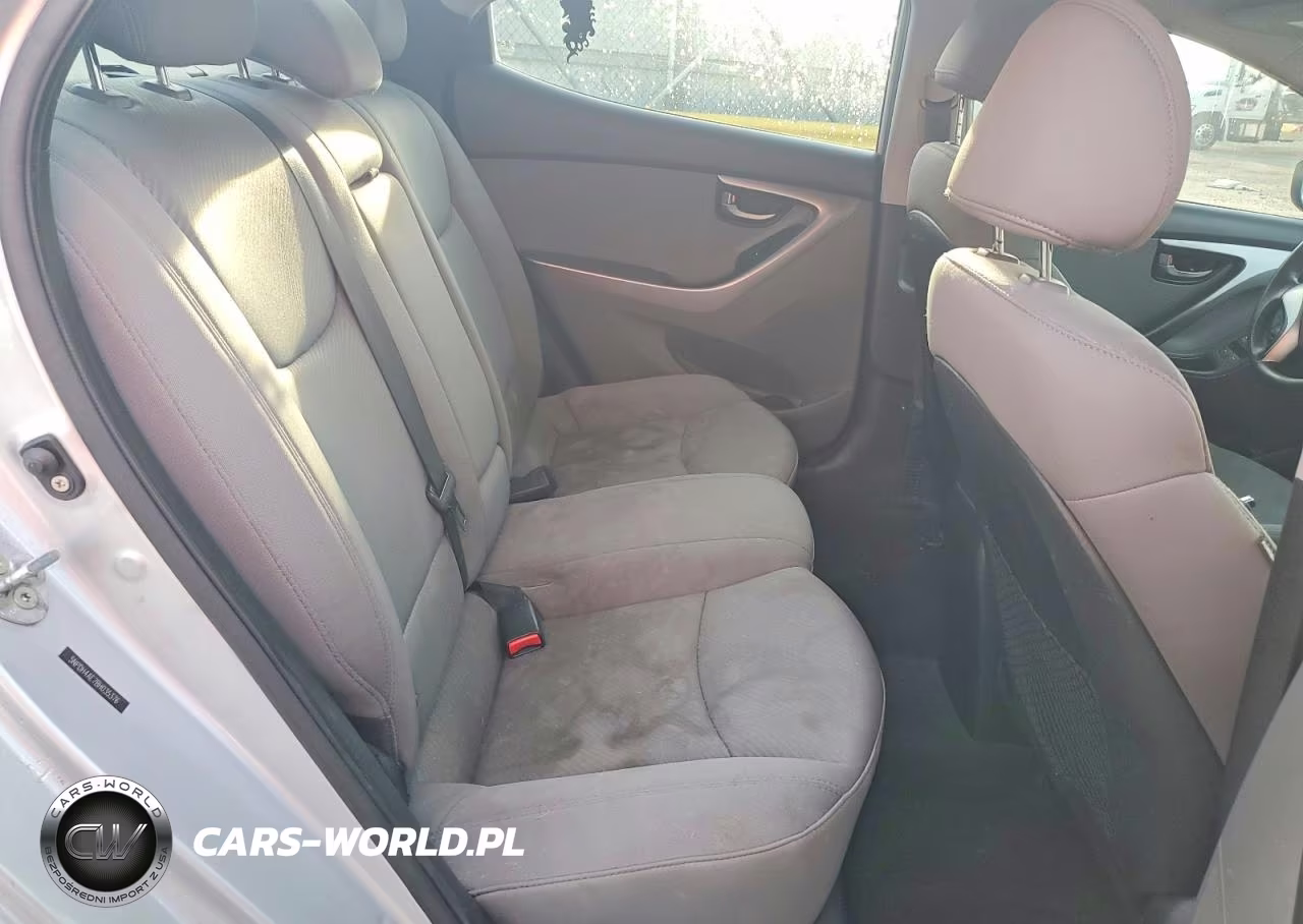 2011 Hyundai Elantra Gls VIN:5NPDH4AE7BH035376 - 10