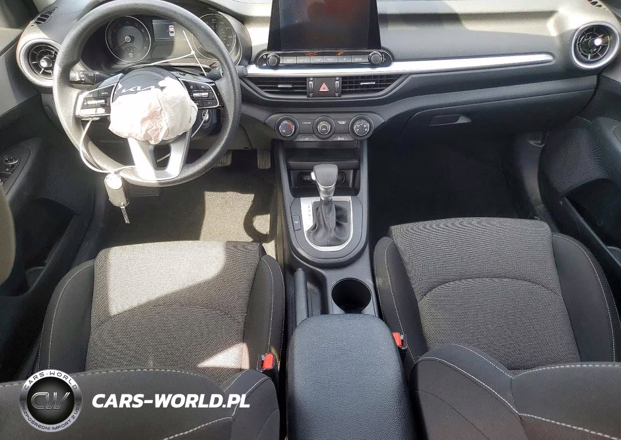 2024 Kia Forte Lxs VIN:3KPF24AD1RE788899 - 8