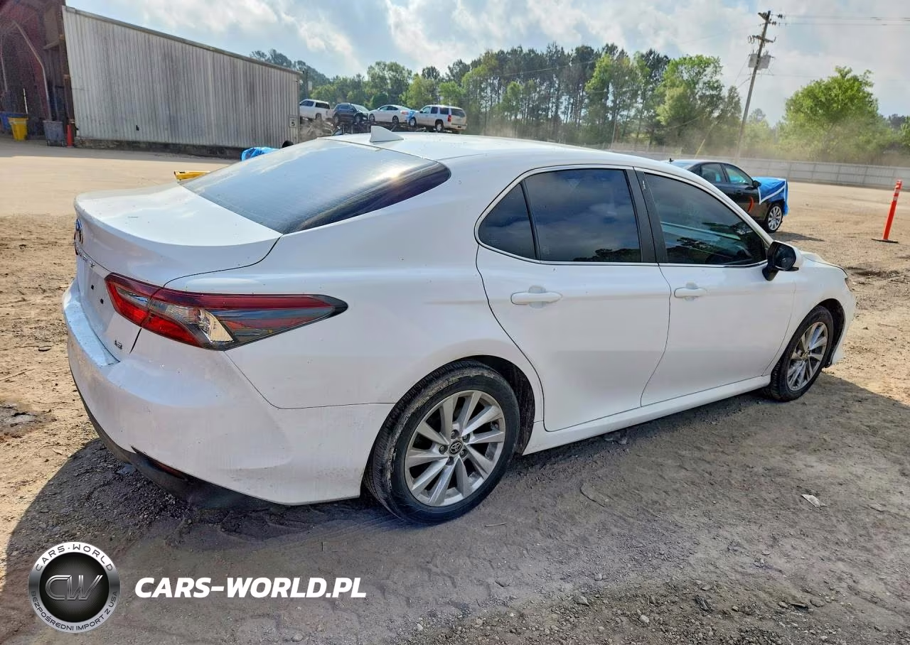2023 Toyota Camry Le VIN:4T1C11AK1PU743913 - 3