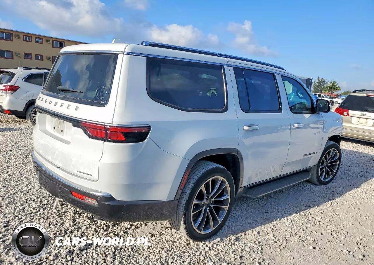 2022 Jeep Wagoneer Series Ii VIN:1C4SJVBT6NS166478 - 3