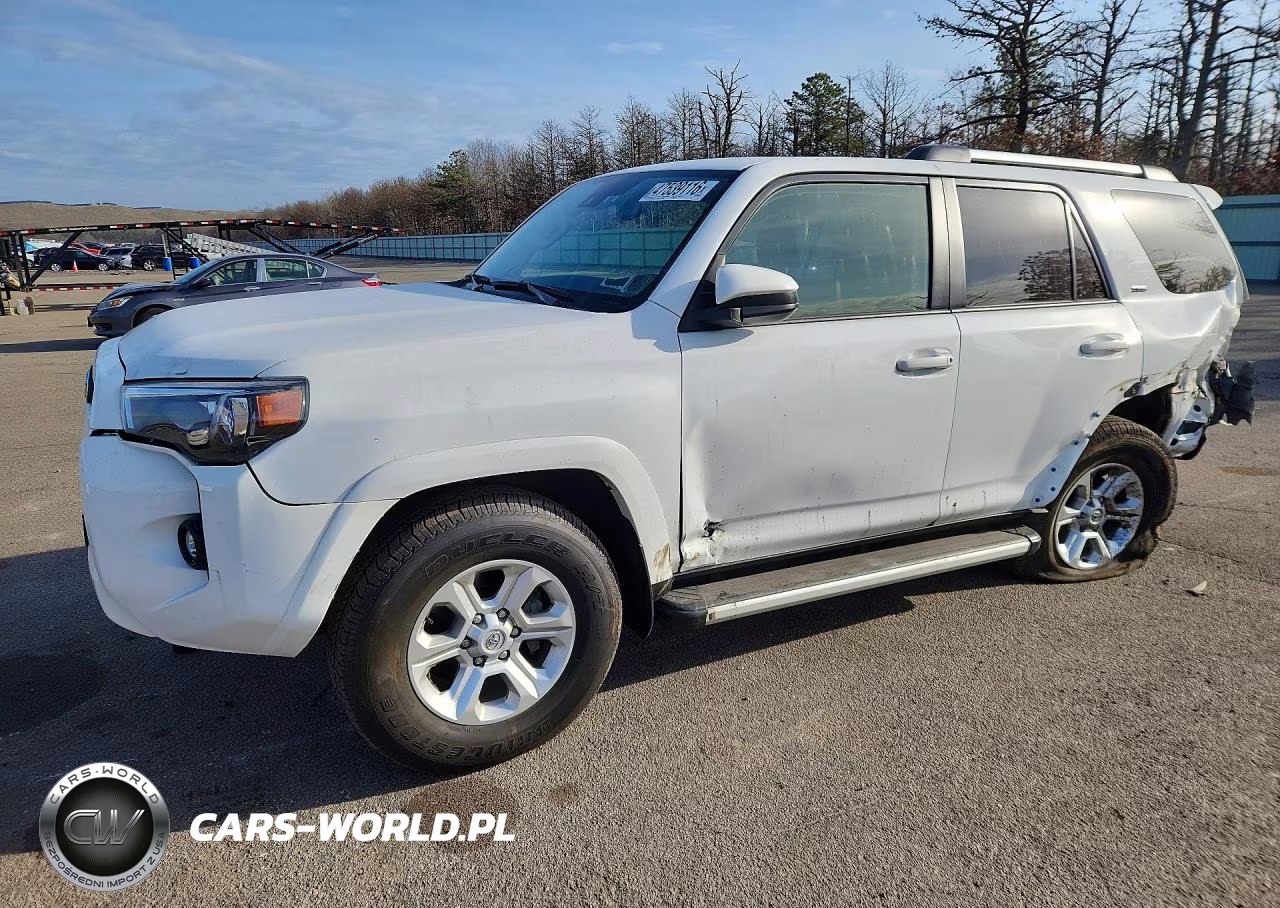 2024 Toyota 4Runner Sr5