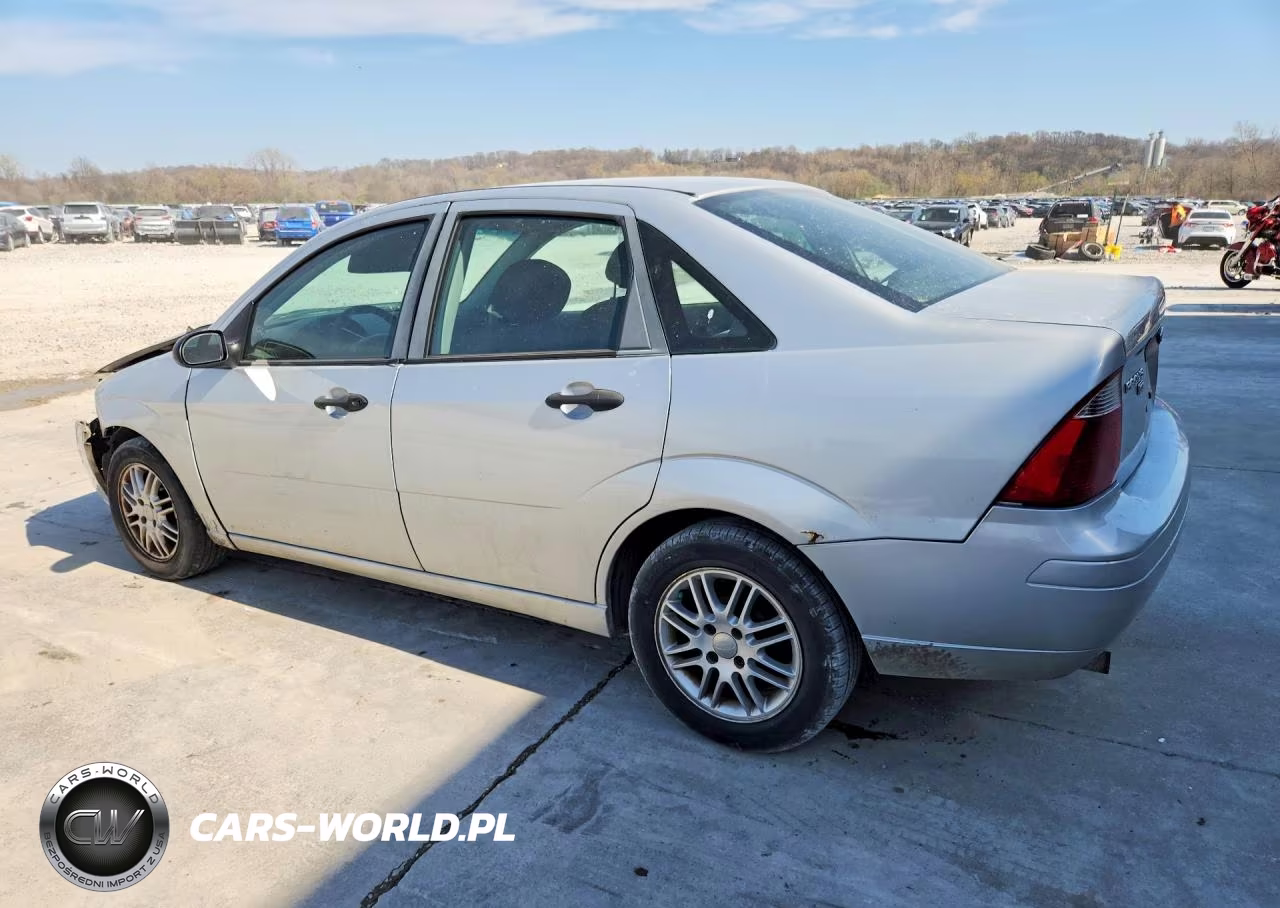 2007 Ford Focus Zx4 VIN:1FAHP34N37W217447 - 2