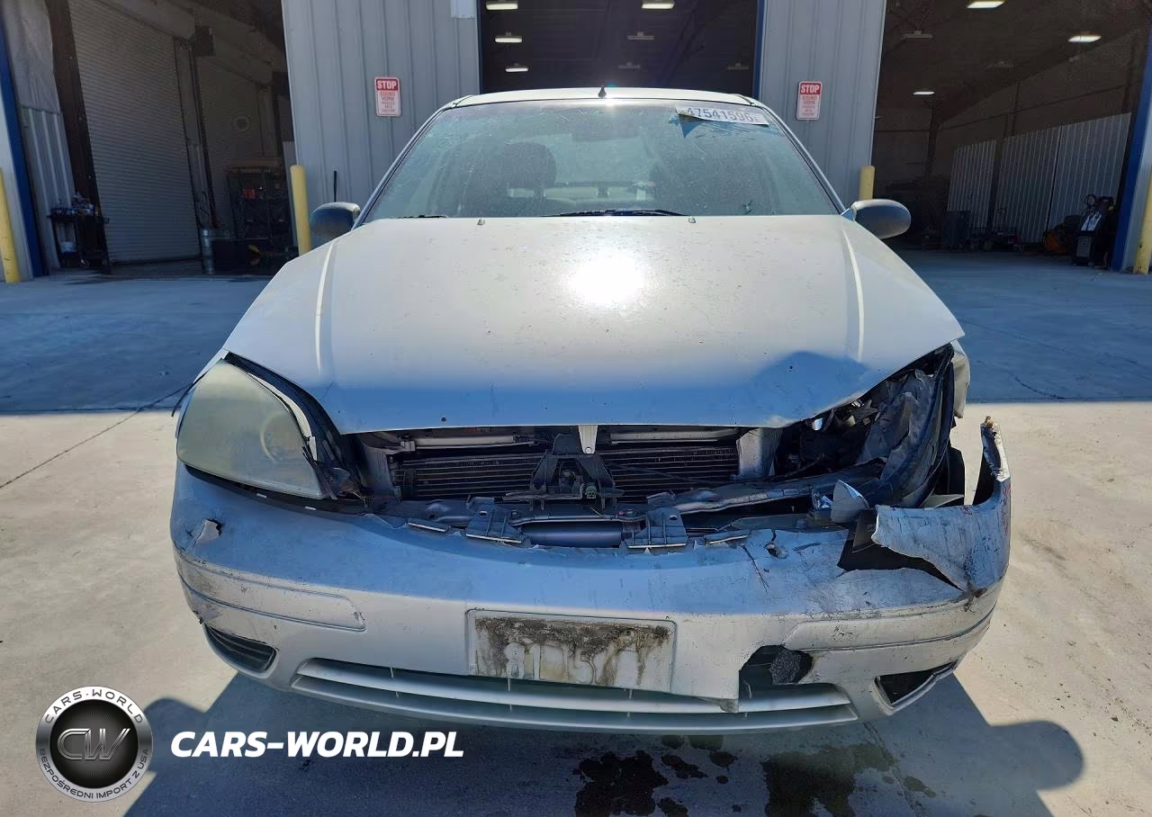 2007 Ford Focus Zx4 VIN:1FAHP34N37W217447 - 5