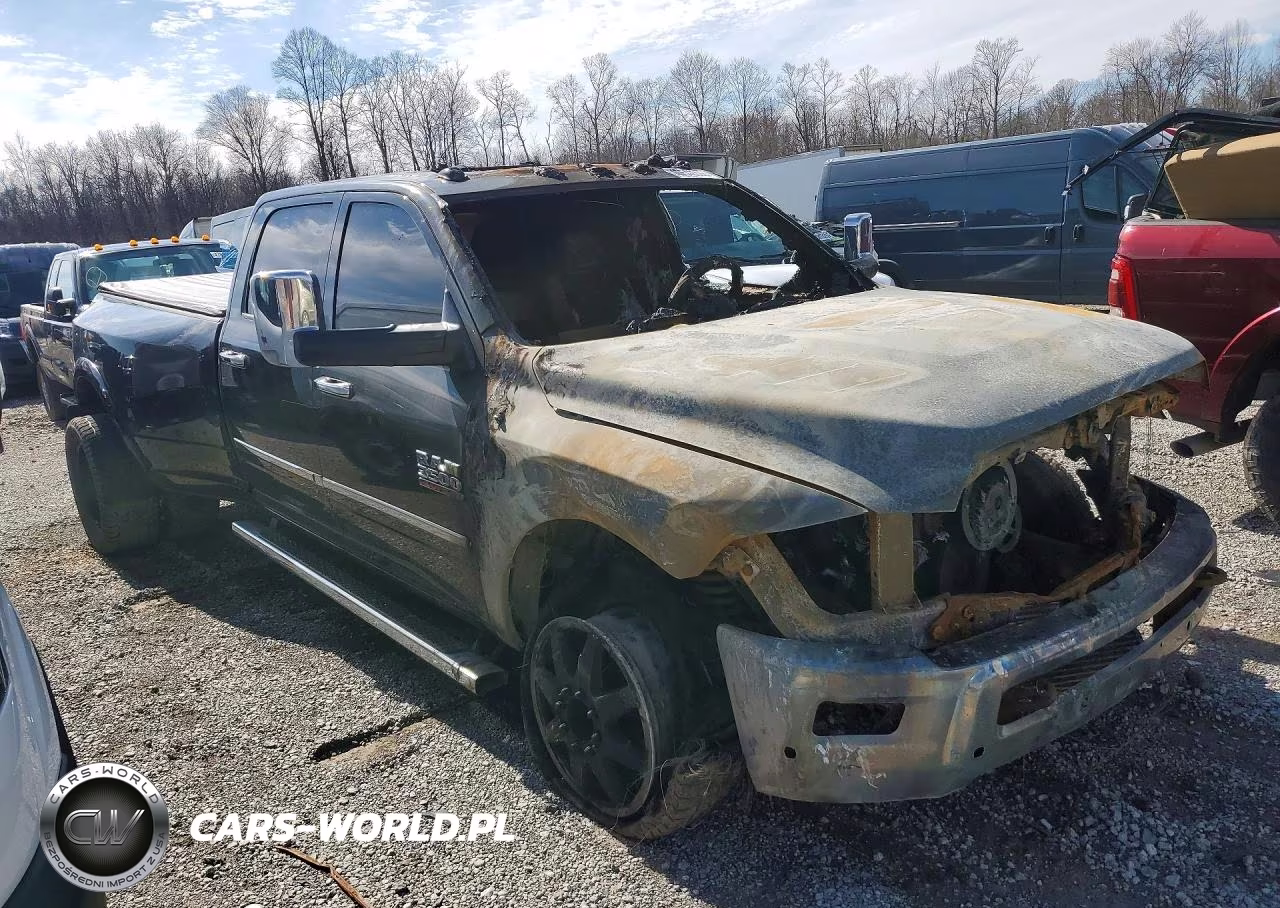 2016 Ram 3500 Laramie VIN:3C63RRJL7GG328335 - 4
