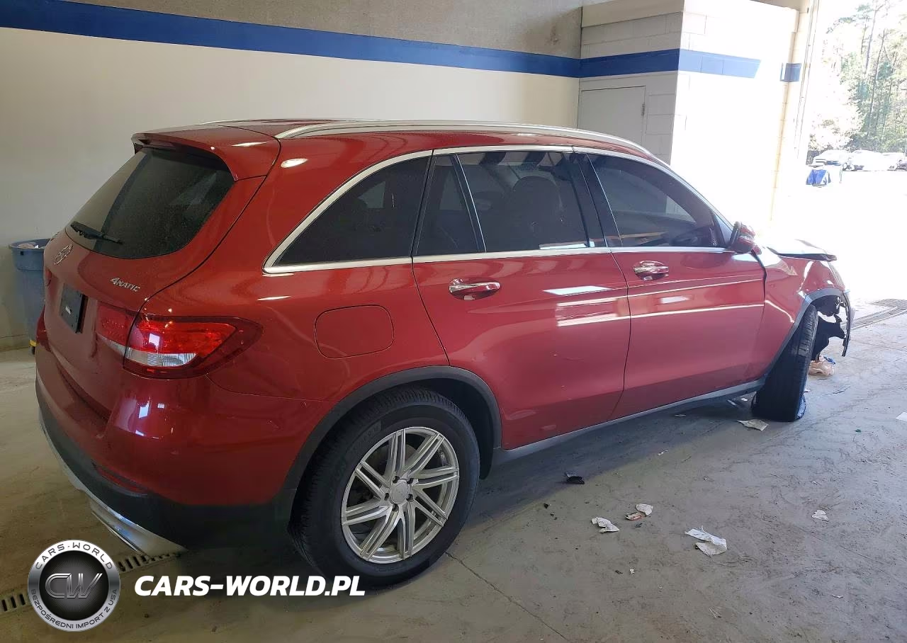 2018 Mercedes-Benz Glc 300 4Matic VIN:WDC0G4KB9JF329550 - 3