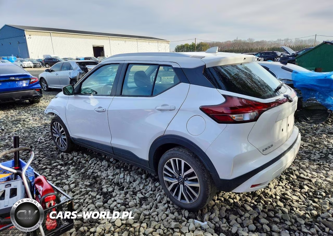 2022 Nissan Kicks Sv VIN:3N1CP5CV3NL523829 - 2