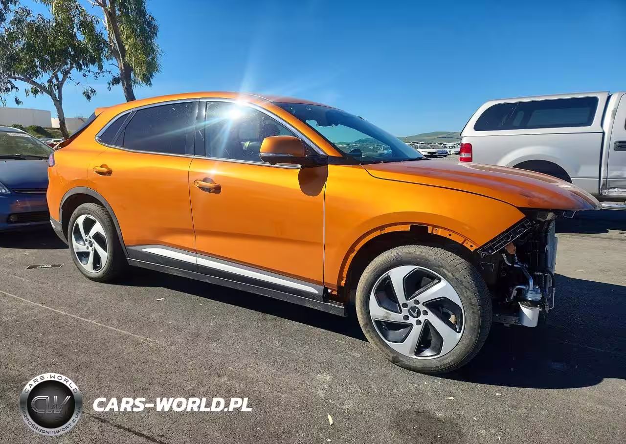 2024 Vinfast Trading And Production Vf 8 Eco VIN:RLLV1AEB6RH008188 - 4