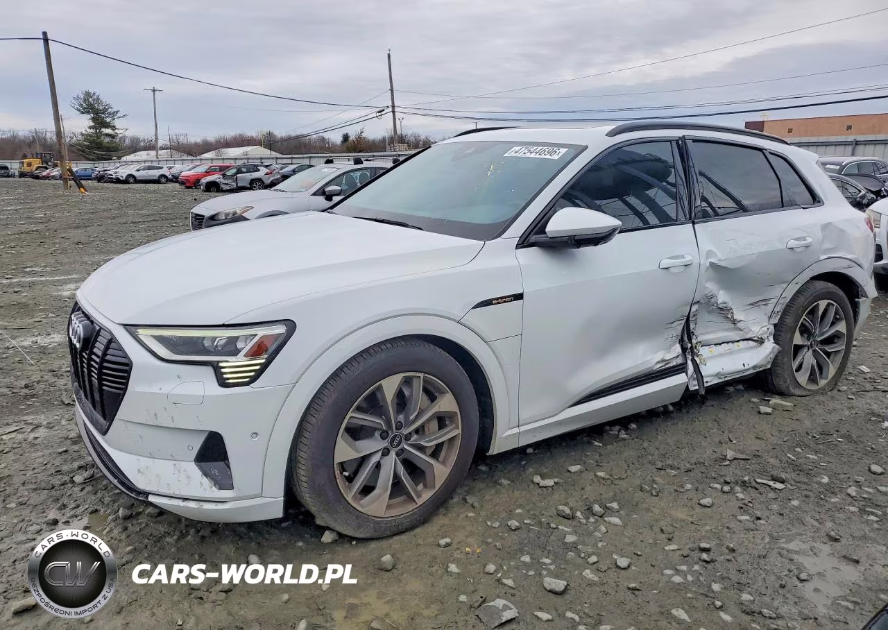2021 Audi E-Tron Premium Plus