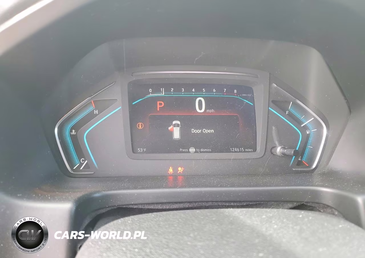2018 Honda Odyssey Touring VIN:5FNRL6H85JB039374 - 9