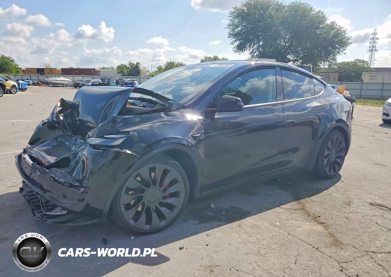 2025 Tesla Model Y – zdjęcie 1 z 12