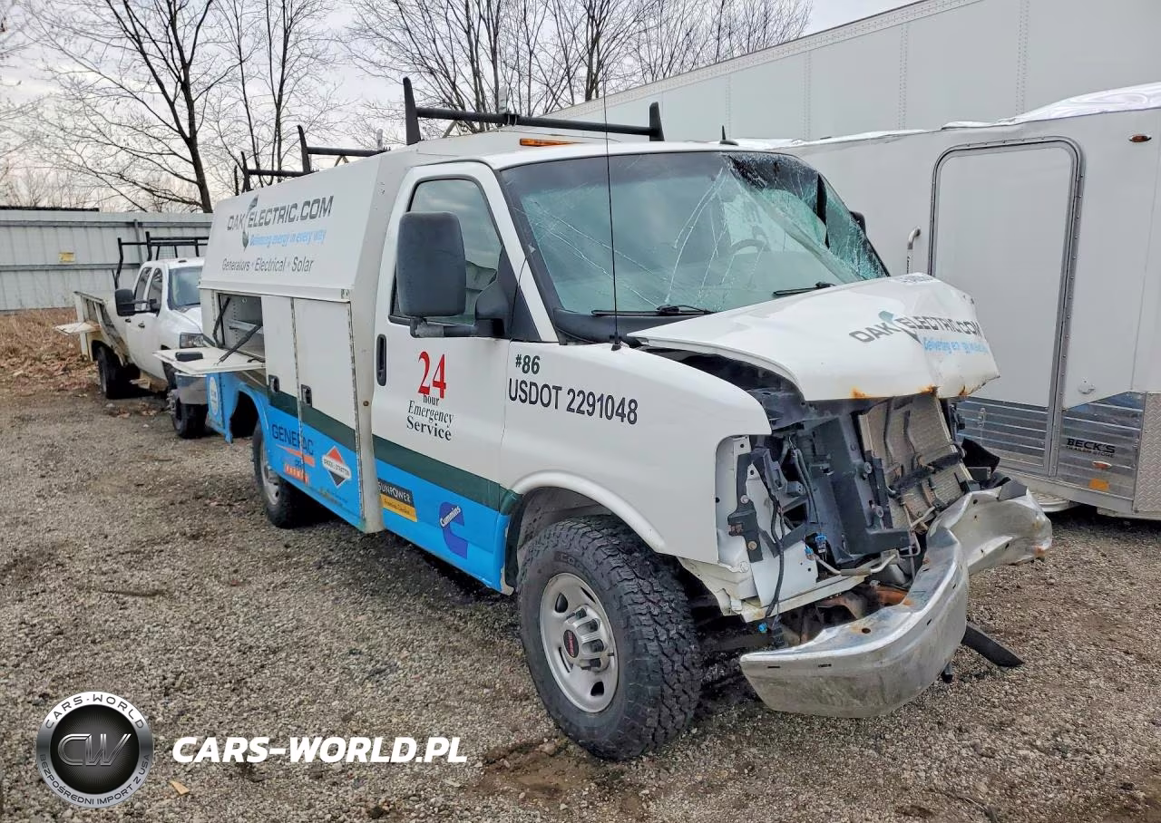 2015 GMC Savana Utility - Service Truck VIN:1GD072CG3F1120874 - 4