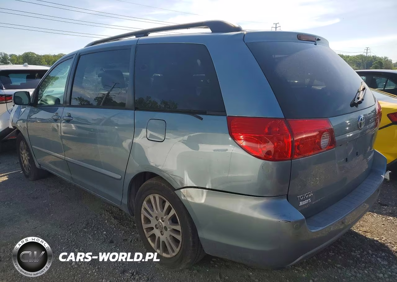 2008 Toyota Sienna VIN:5TDZK22C98S207256 - 2