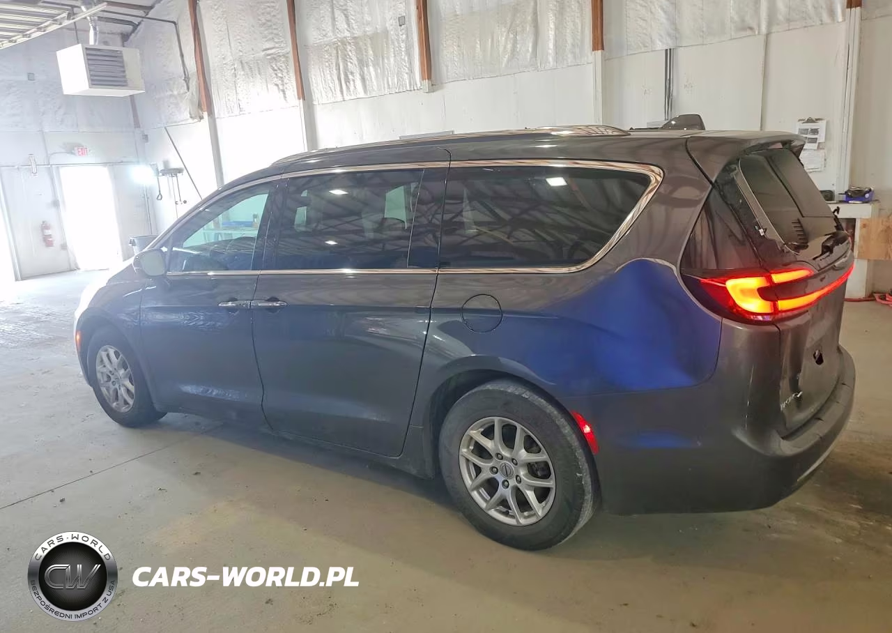 2021 Chrysler Pacifica Touring L VIN:2C4RC1BG4MR565460 - 2