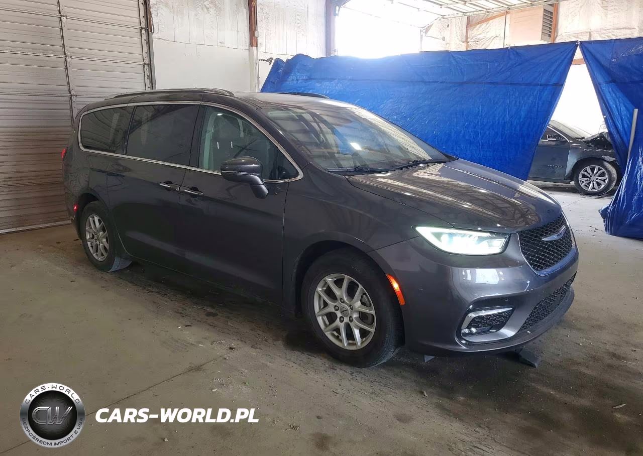 2021 Chrysler Pacifica Touring L VIN:2C4RC1BG4MR565460 - 4