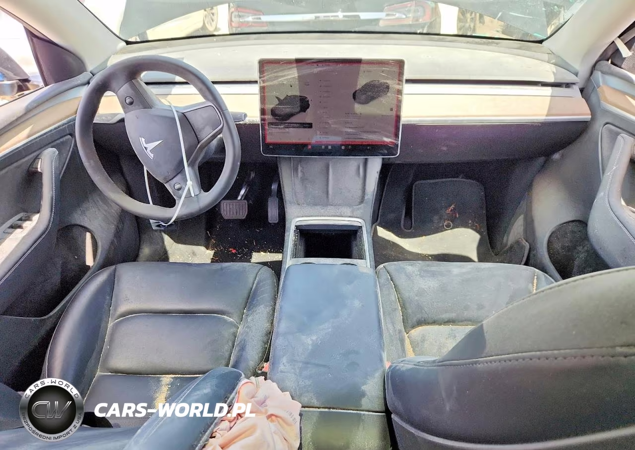 2024 Tesla Model Y VIN:7SAYGAEE8RF116654 - 8