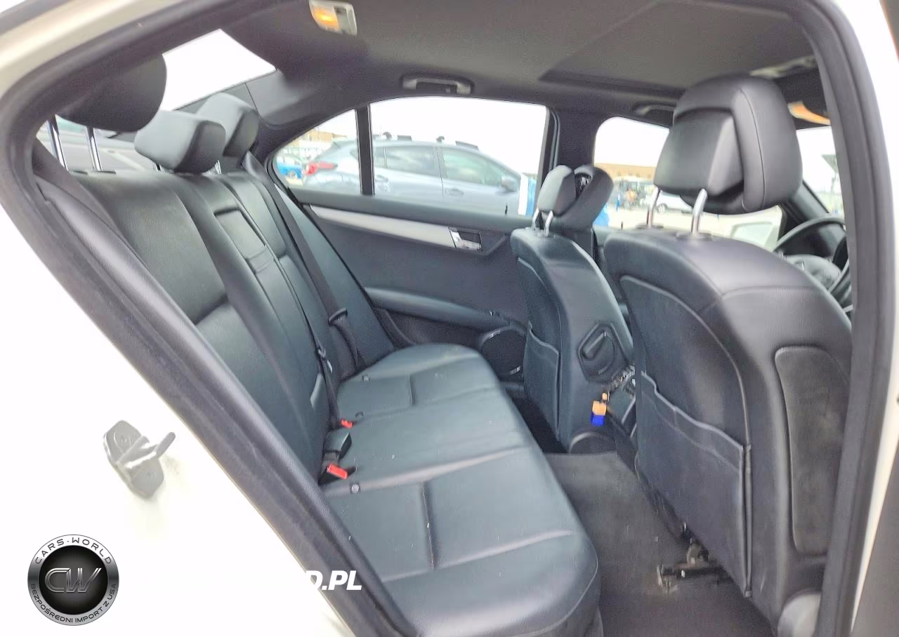 2011 Mercedes-Benz C 300 4Matic VIN:WDDGF8BBXBR148459 - 10