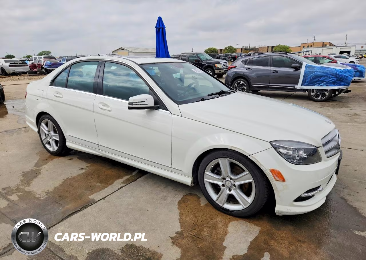 2011 Mercedes-Benz C 300 4Matic VIN:WDDGF8BBXBR148459 - 4