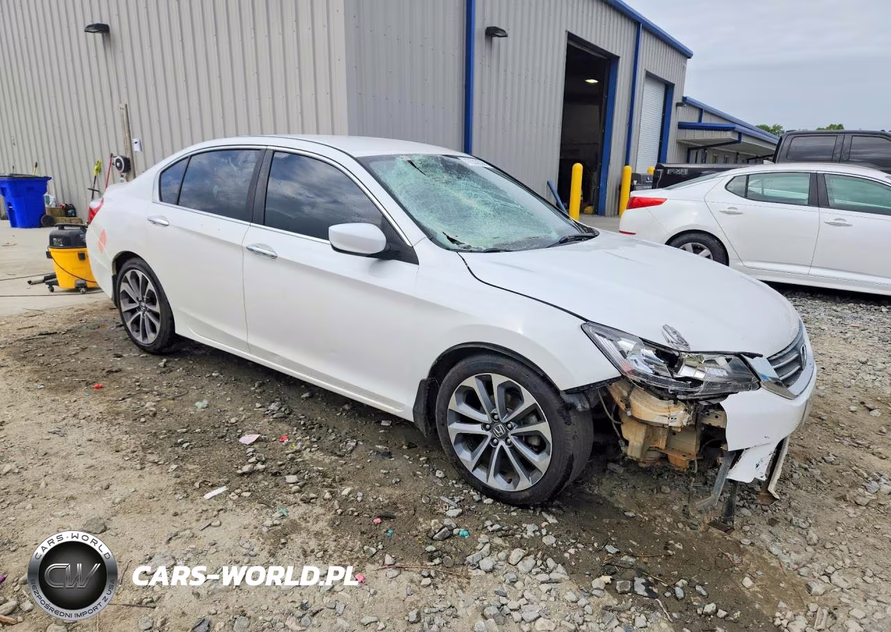 2015 Honda Accord Sport VIN:1HGCR2F53FA006543 - 4