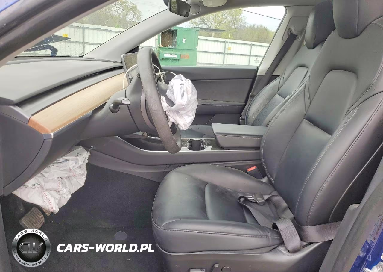 2020 Tesla Model Y VIN:5YJYGDEE4LF030697 - 7