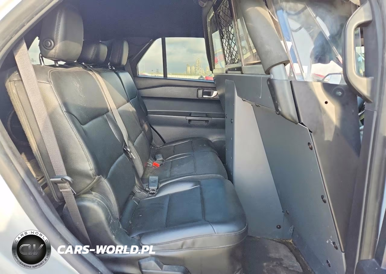 2020 Ford Explorer Police Interceptor VIN:1FM5K8AB7LGC51135 - 11