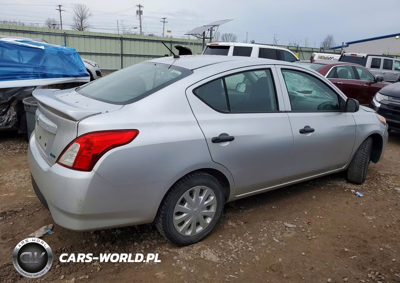 2015 Nissan Versa 1.6 S Plus VIN:3N1CN7AP5FL889363 - 3