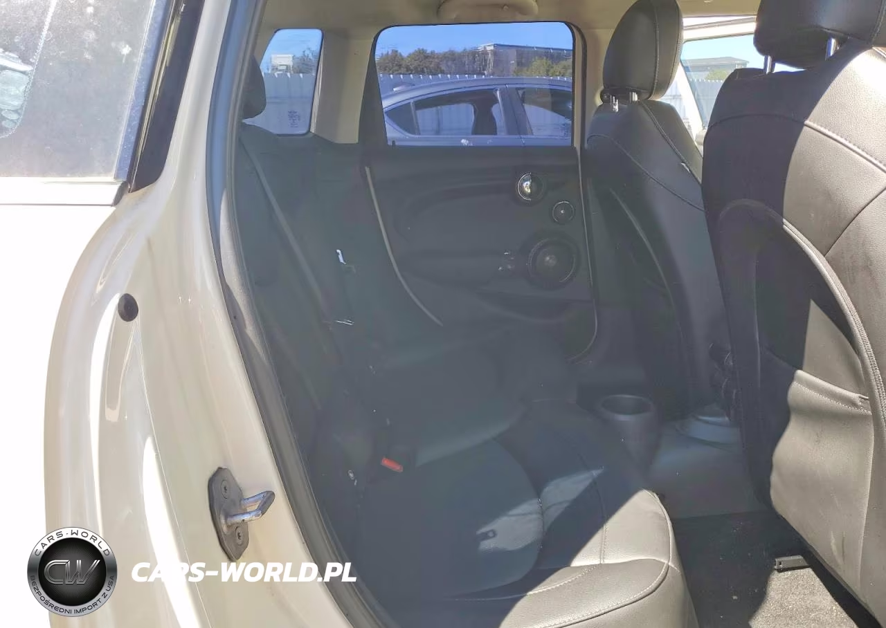 2015 Mini Cooper VIN:WMWXS5C55FT827977 - 10