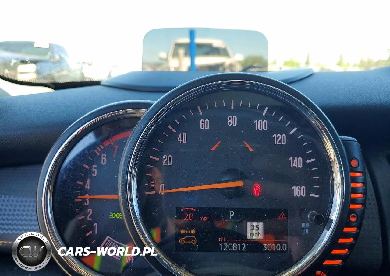 2015 Mini Cooper VIN:WMWXS5C55FT827977 - 9