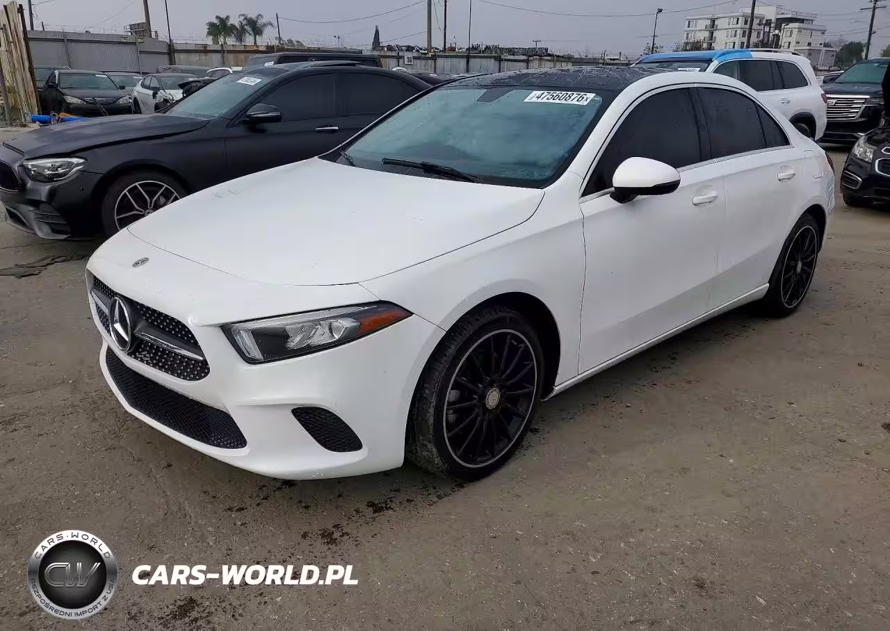 2019 Mercedes-Benz A 220