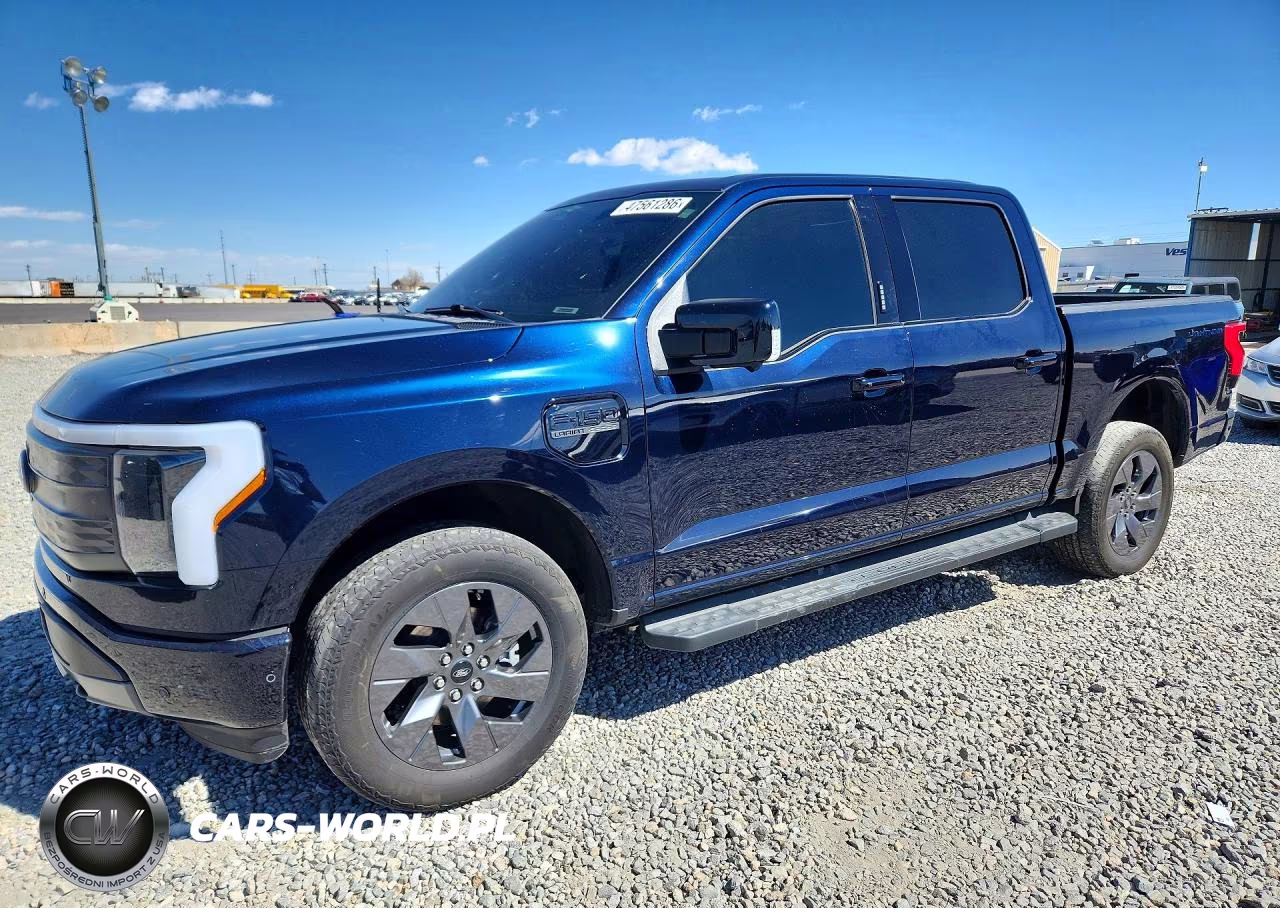 2023 Ford F150 Lightning Pro