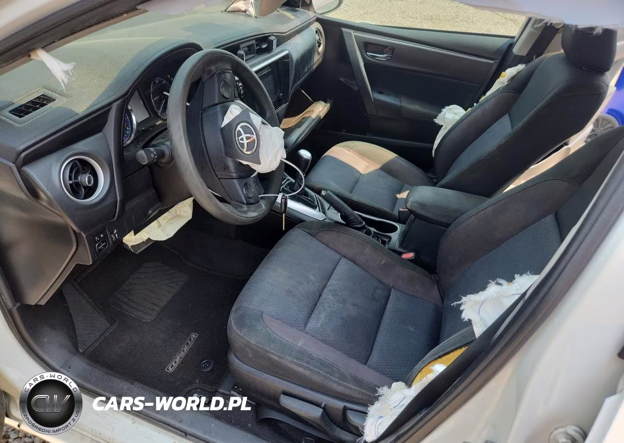 2018 Toyota Corolla Le VIN:2T1BURHE1JC082765 - 7