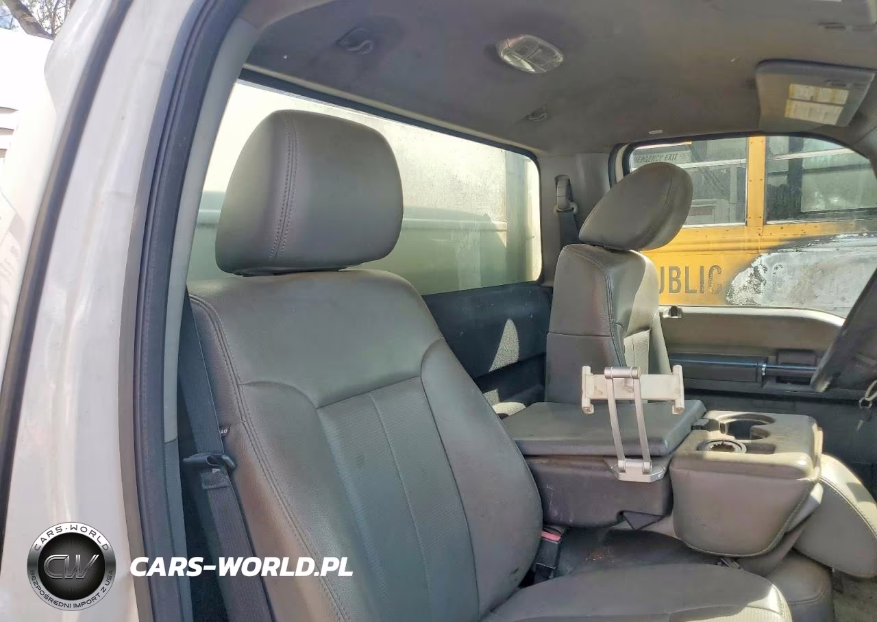 2012 Ford F550 Super Duty Utility - Service Truck VIN:1FDUF5HT1CEC63595 - 10