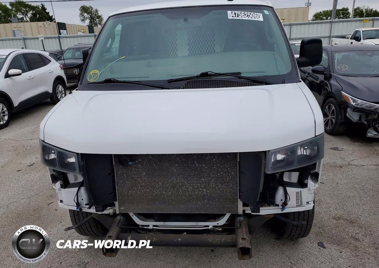 2023 GMC Savana 2500 Cargo Delivery Van VIN:1GTW7BFP4P1134570 - 5