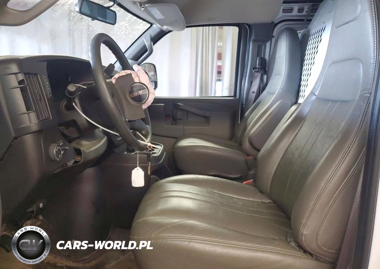 2023 GMC Savana 2500 Cargo Delivery Van VIN:1GTW7BFP4P1134570 - 7