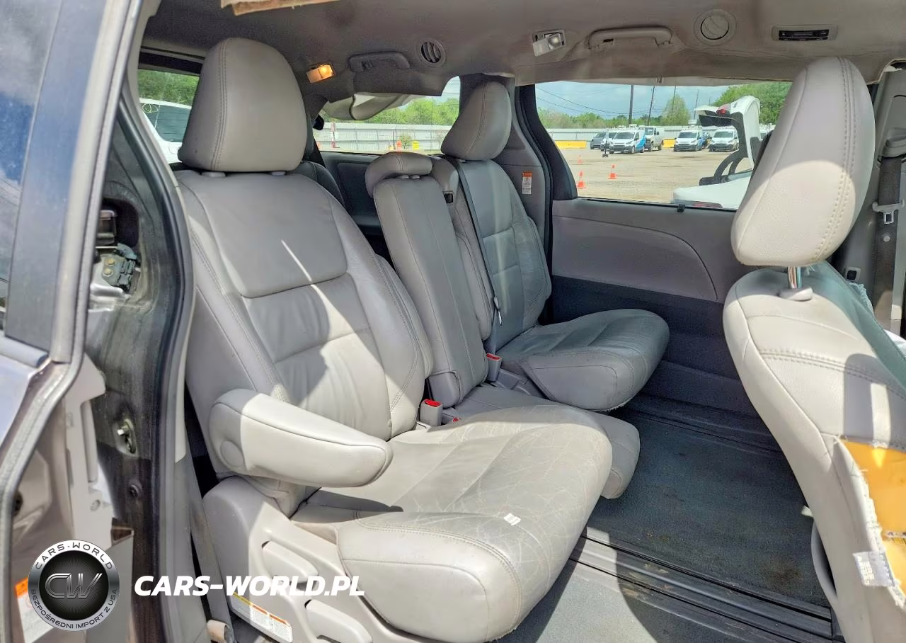 2017 Toyota Sienna Xle 8-Passenger VIN:5TDYZ3DC9HS769197 - 11