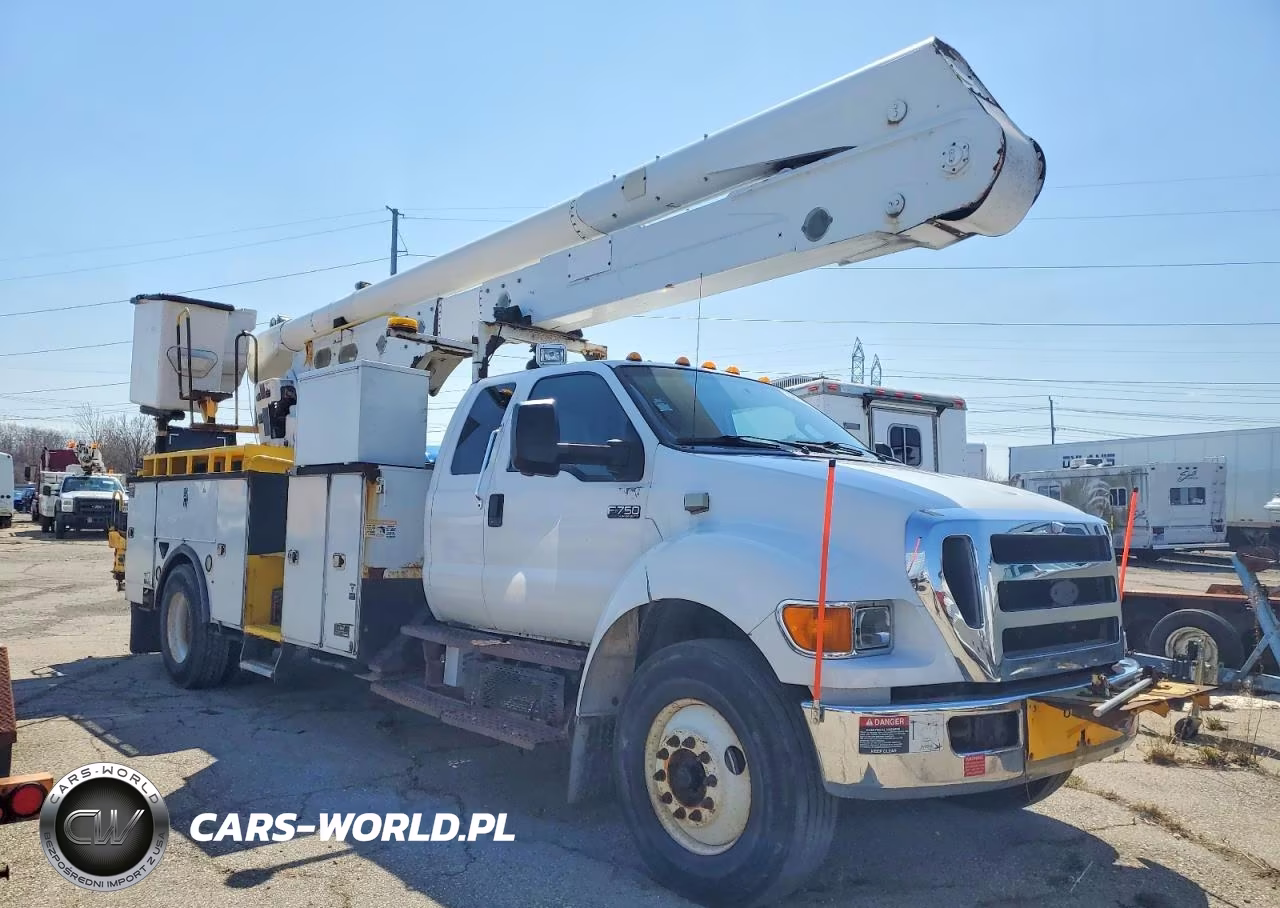 2012 Ford F750 Super Duty Bucket Truck