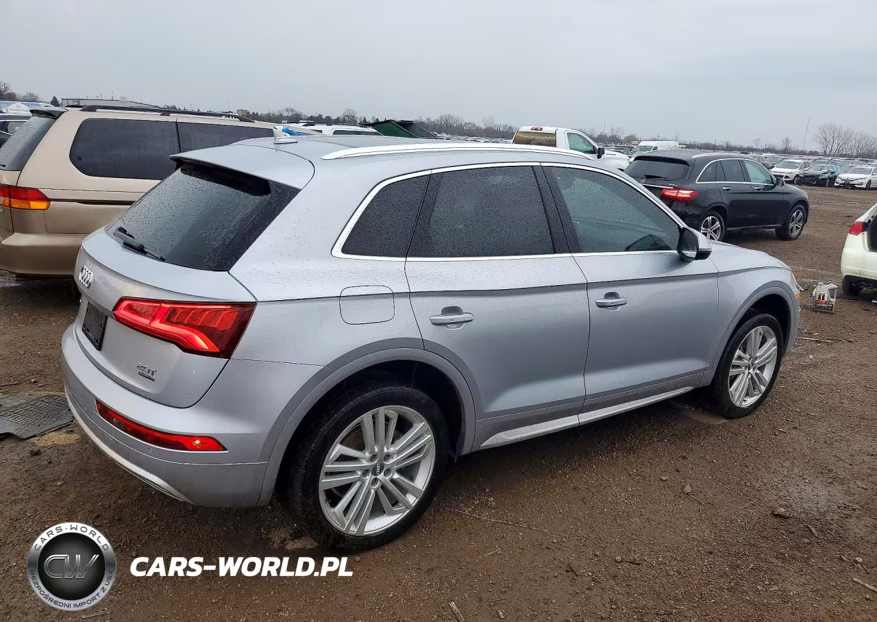 2018 Audi Q5 Prestige VIN:WA1CNAFY5J2104873 - 3