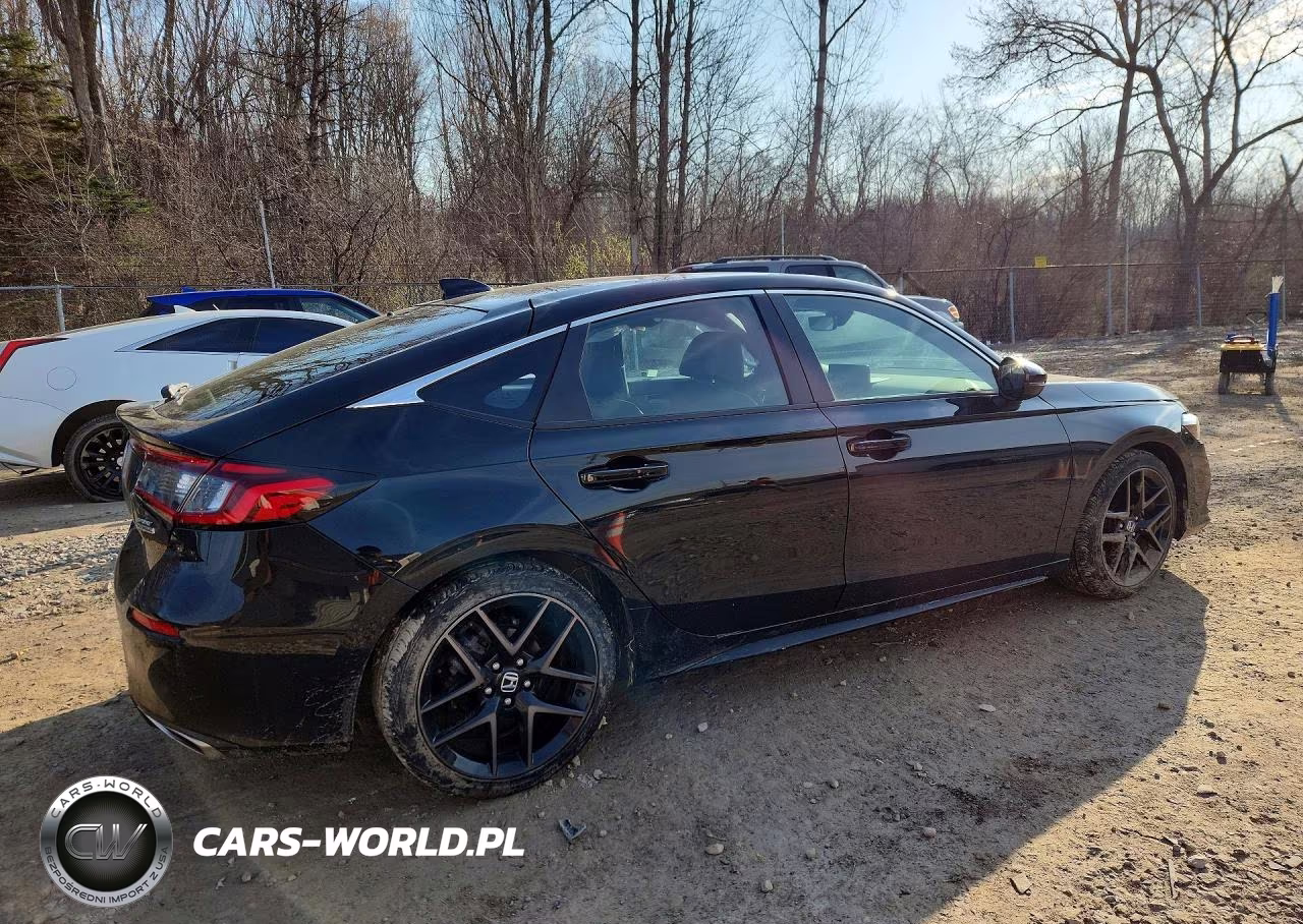 2024 Honda Civic Sport Touring VIN:19XFL1H81RE029027 - 3