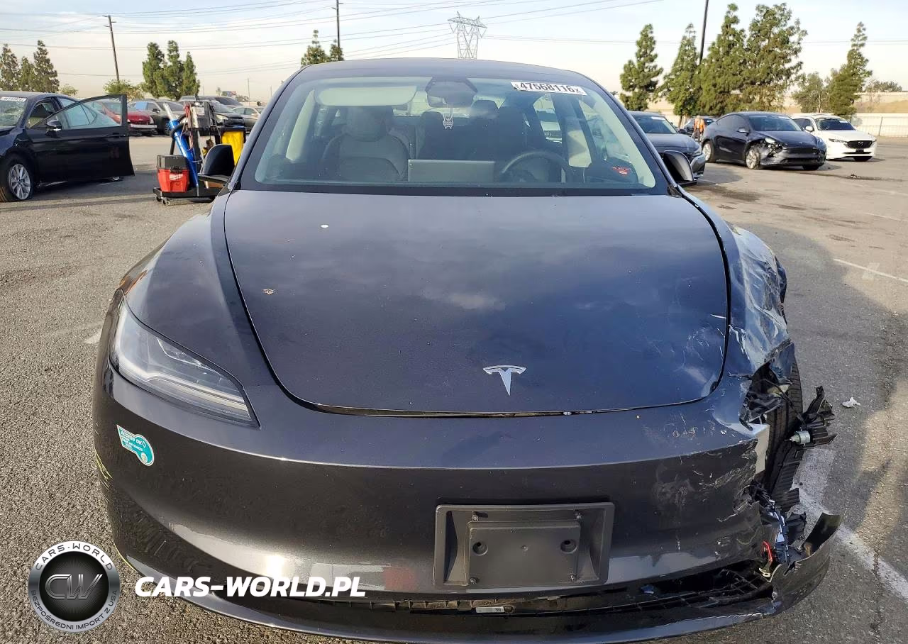 2025 Tesla Model 3 VIN:5YJ3E1EB9SF996787 - 5