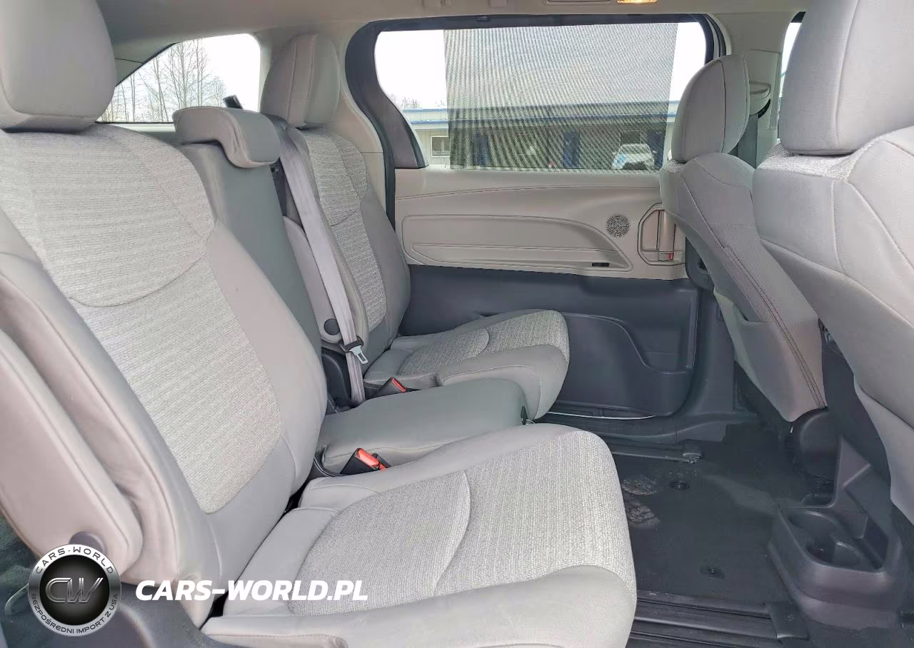 2023 Toyota Sienna Le 8-Passenger VIN:5TDKSKFC2PS091893 - 11