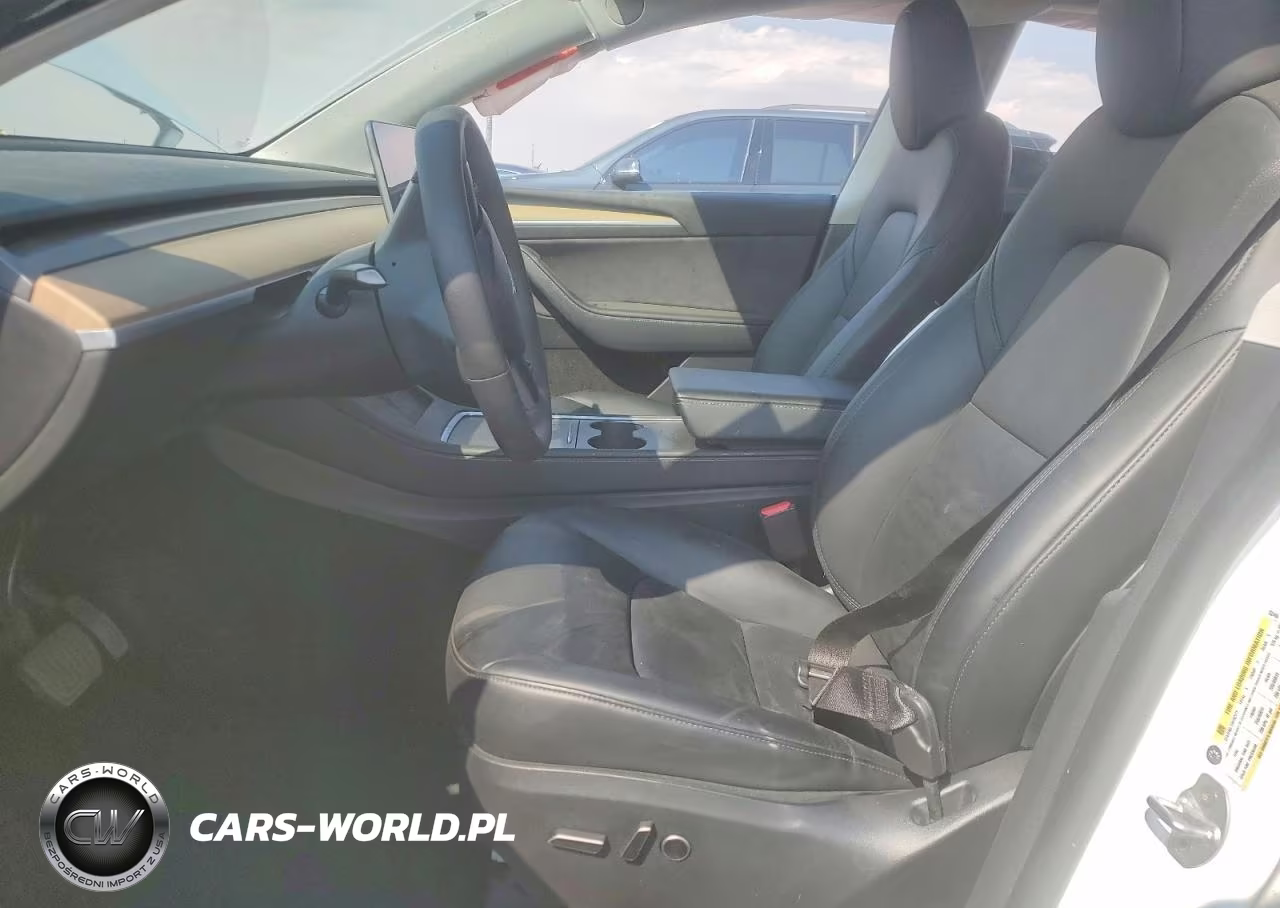 2023 Tesla Y VIN:7SAYGDEE6PA032456 - 7