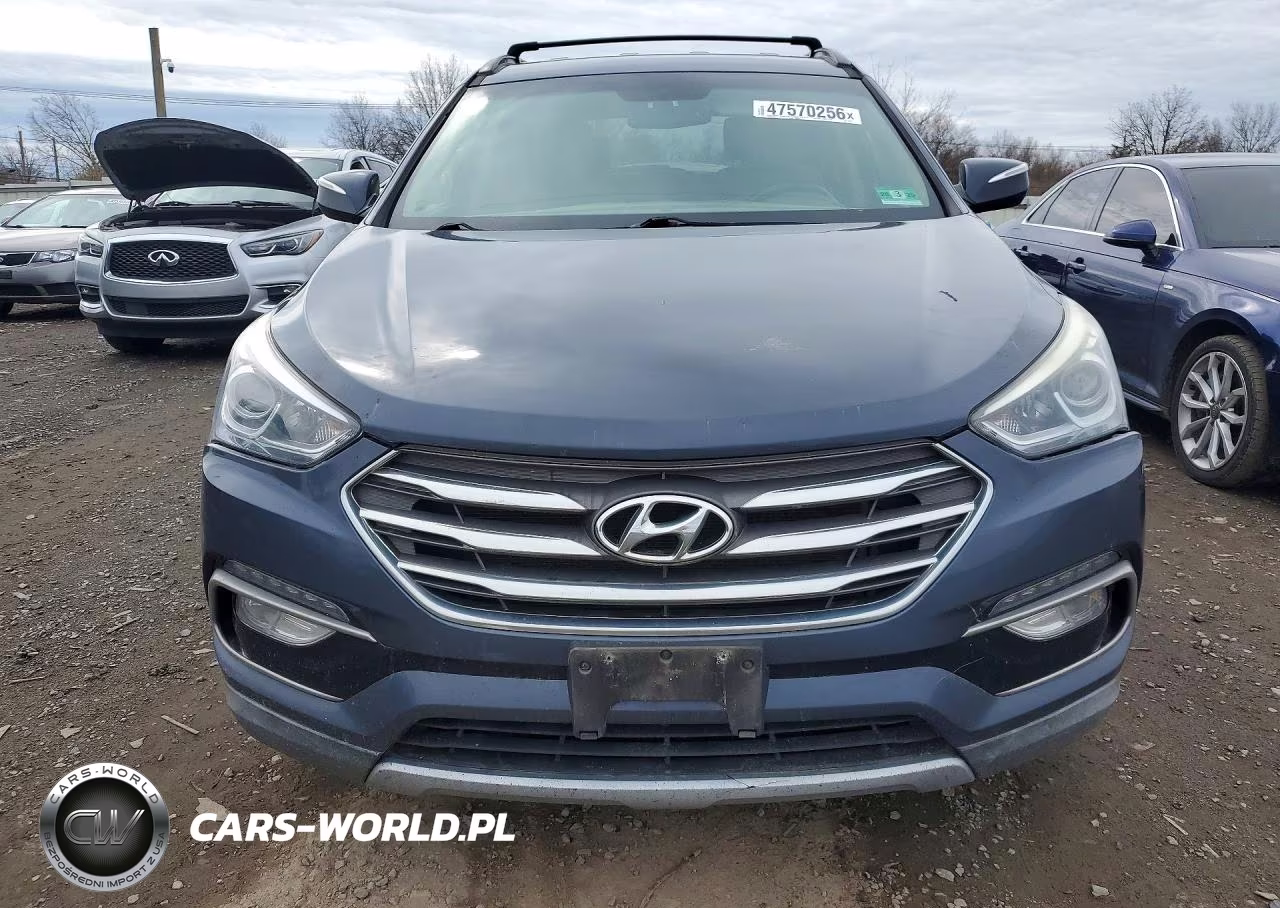 2018 Hyundai Santa Fe VIN:5XYZUDLB3JG523024 - 5