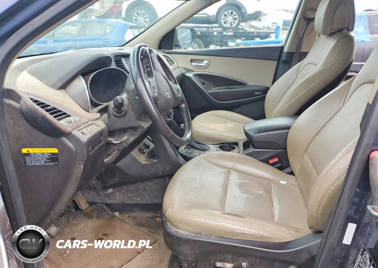 2018 Hyundai Santa Fe VIN:5XYZUDLB3JG523024 - 7