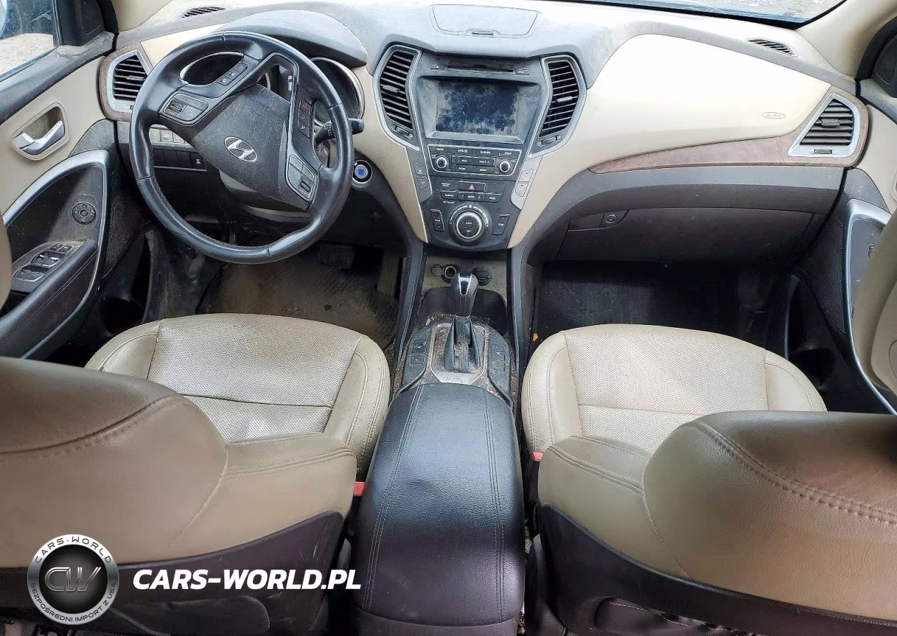 2018 Hyundai Santa Fe VIN:5XYZUDLB3JG523024 - 8