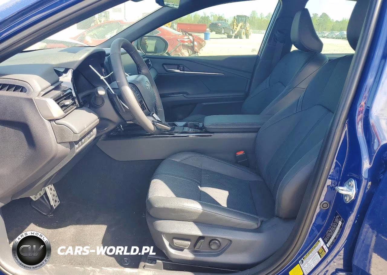 2026 Toyota Camry Xse VIN:4T1DAACK5TU212693 - 7